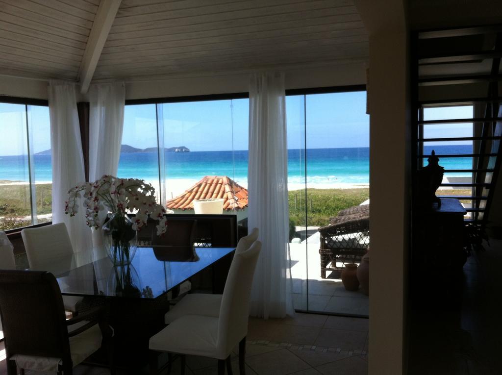 Casa Pe Na Areia * Cabo Frio